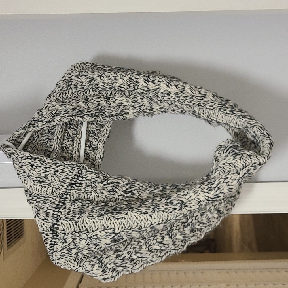 American Eagle Infinity Scarf
